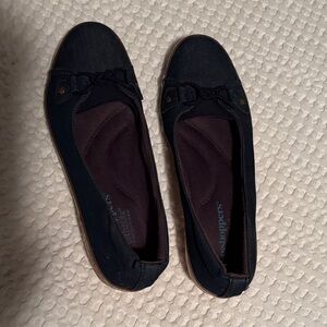 Grasshoppers Navy Blue Ballet Flats 7/5, 8